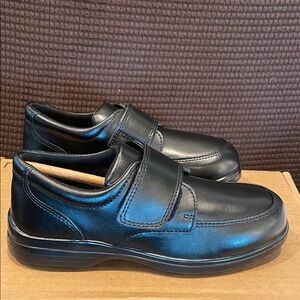 Hush Puppies Boys' US 1 Wide Gavin Black Shoes / Footwear